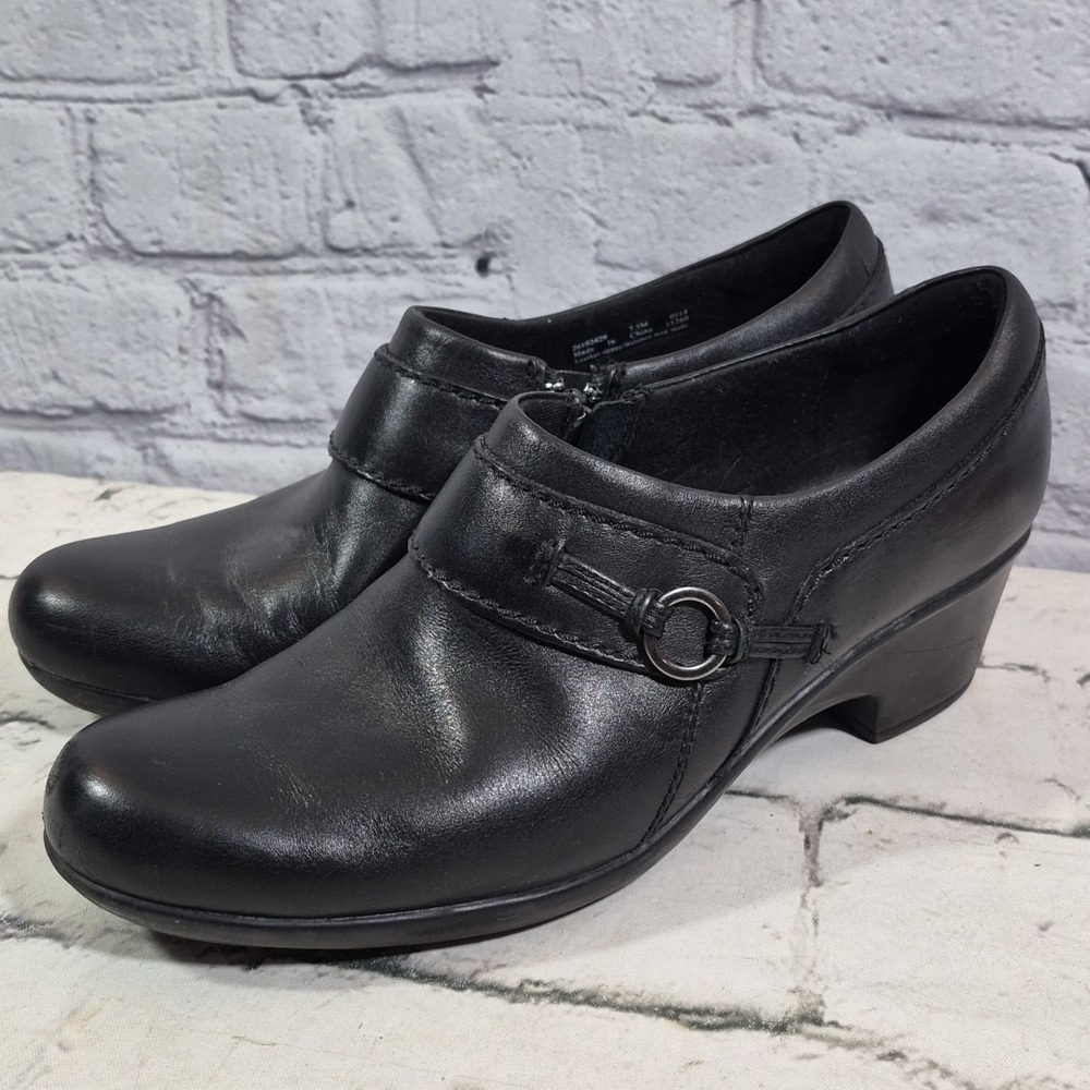Clarks Women's Genette Curve Shooties Zip Pumps Heels Leather Black‎ Size 7.5
